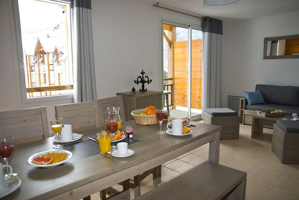 Lagrange Vacances Le Belvedere Saint-Mamet Εξωτερικό φωτογραφία
